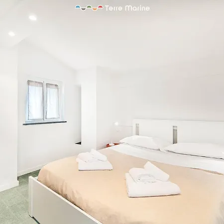 Country View, Terre Marine Apartment *